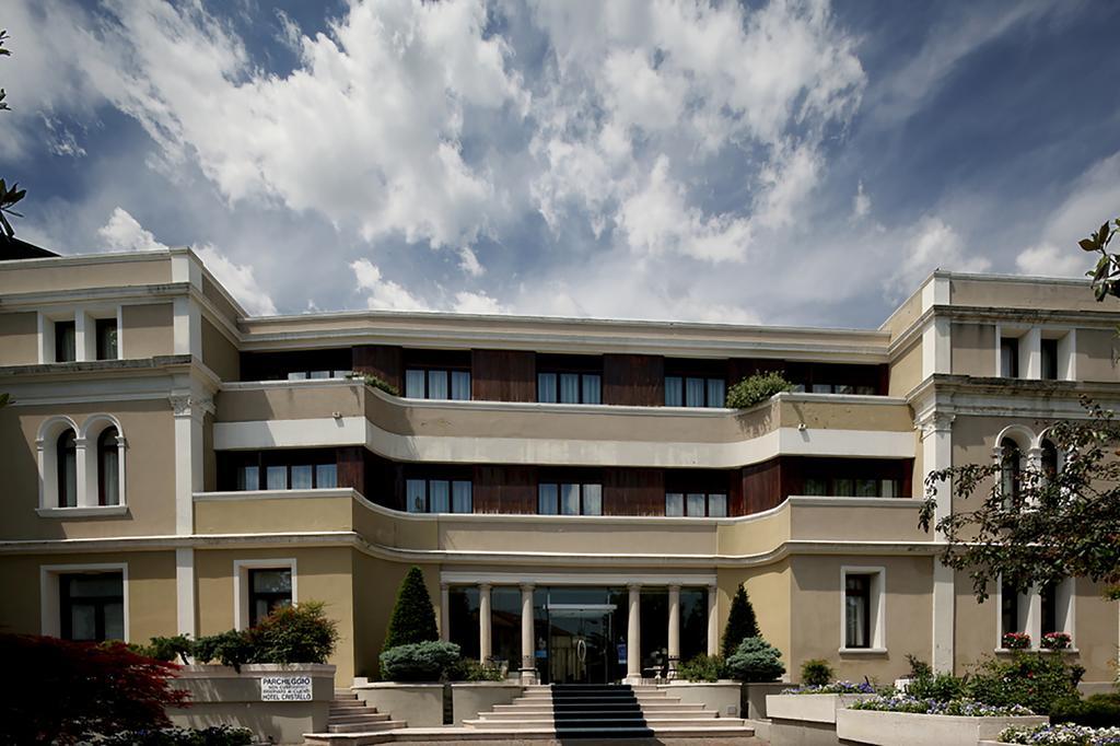 Hotel Cristallo โกเนลยาโน ภายนอก รูปภาพ