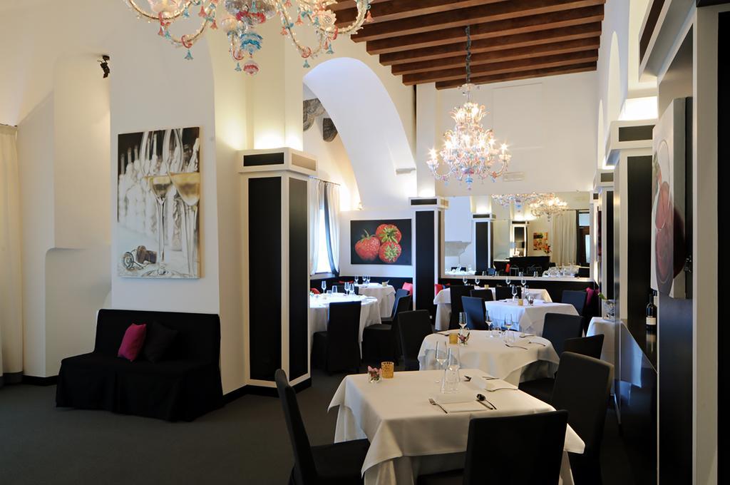 Hotel Cristallo โกเนลยาโน ภายนอก รูปภาพ