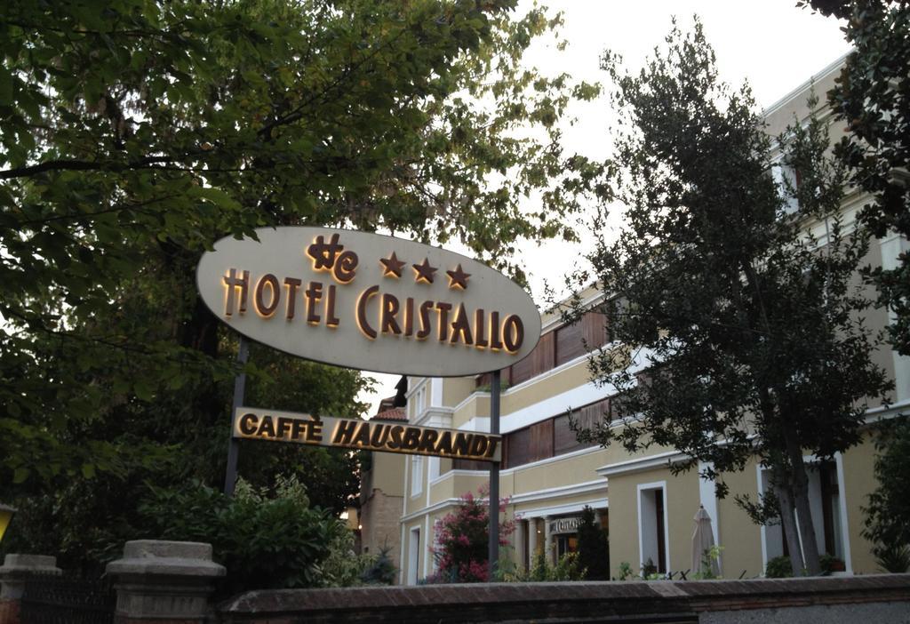 Hotel Cristallo โกเนลยาโน ภายนอก รูปภาพ